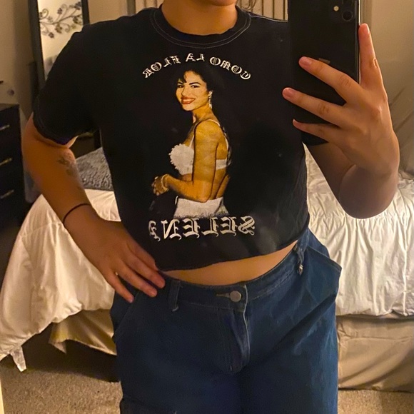 Selena Crop Top - Picture 1 of 2